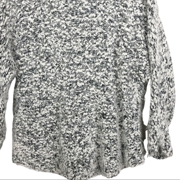 Nordstrom Women’s Lush Fuzzy Chunky Pullover Crewneck Grey Long Sleeve Sweater - Picture 10 of 16